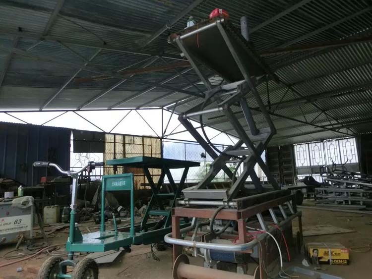 立把液壓升降式大棚電動車